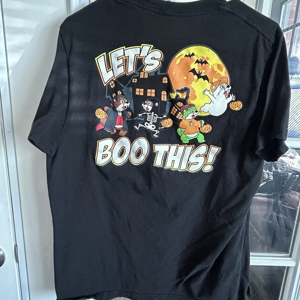 Buc-ee's Halloween T-Shirt Lets Boo This Size Large Black Graphic T-shirt